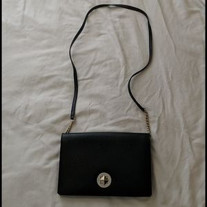 Kate Spade Leather Crossbody clutch